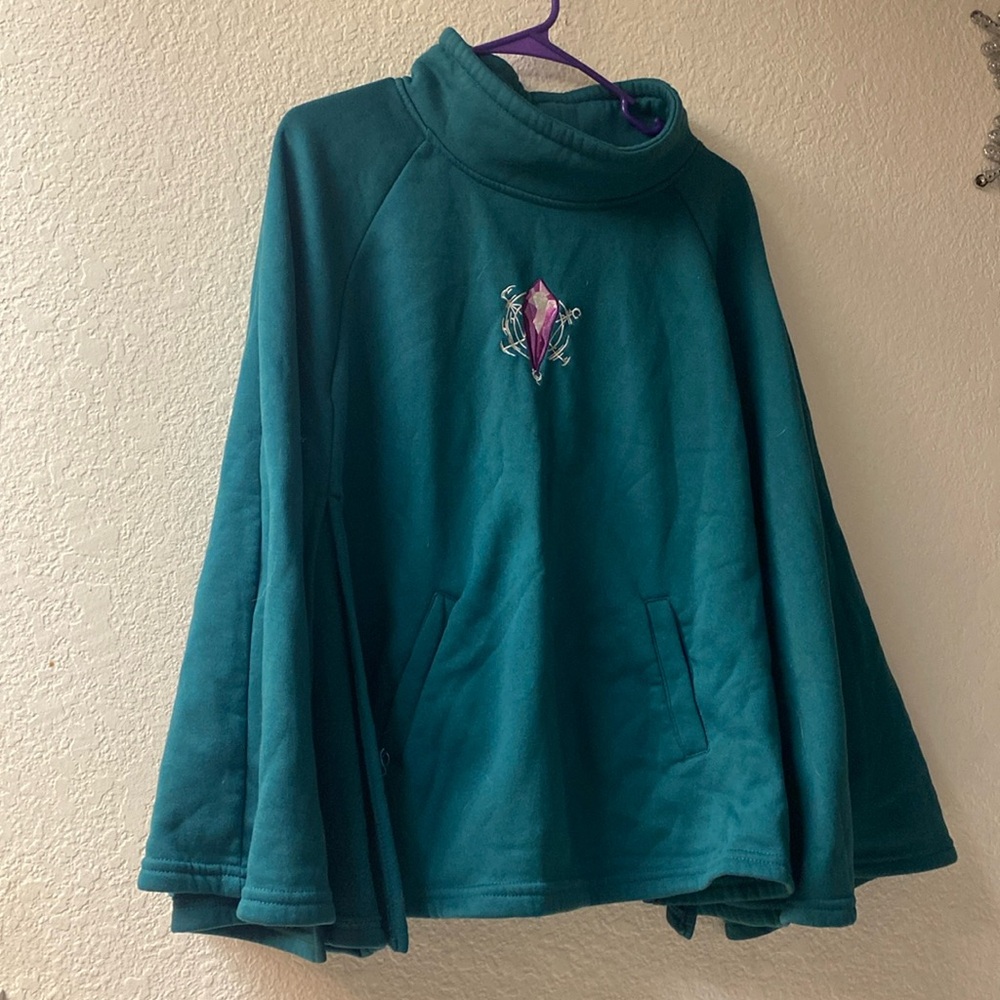 The Dark Crystal Large poncho by Jim Henson loot wear exclusive